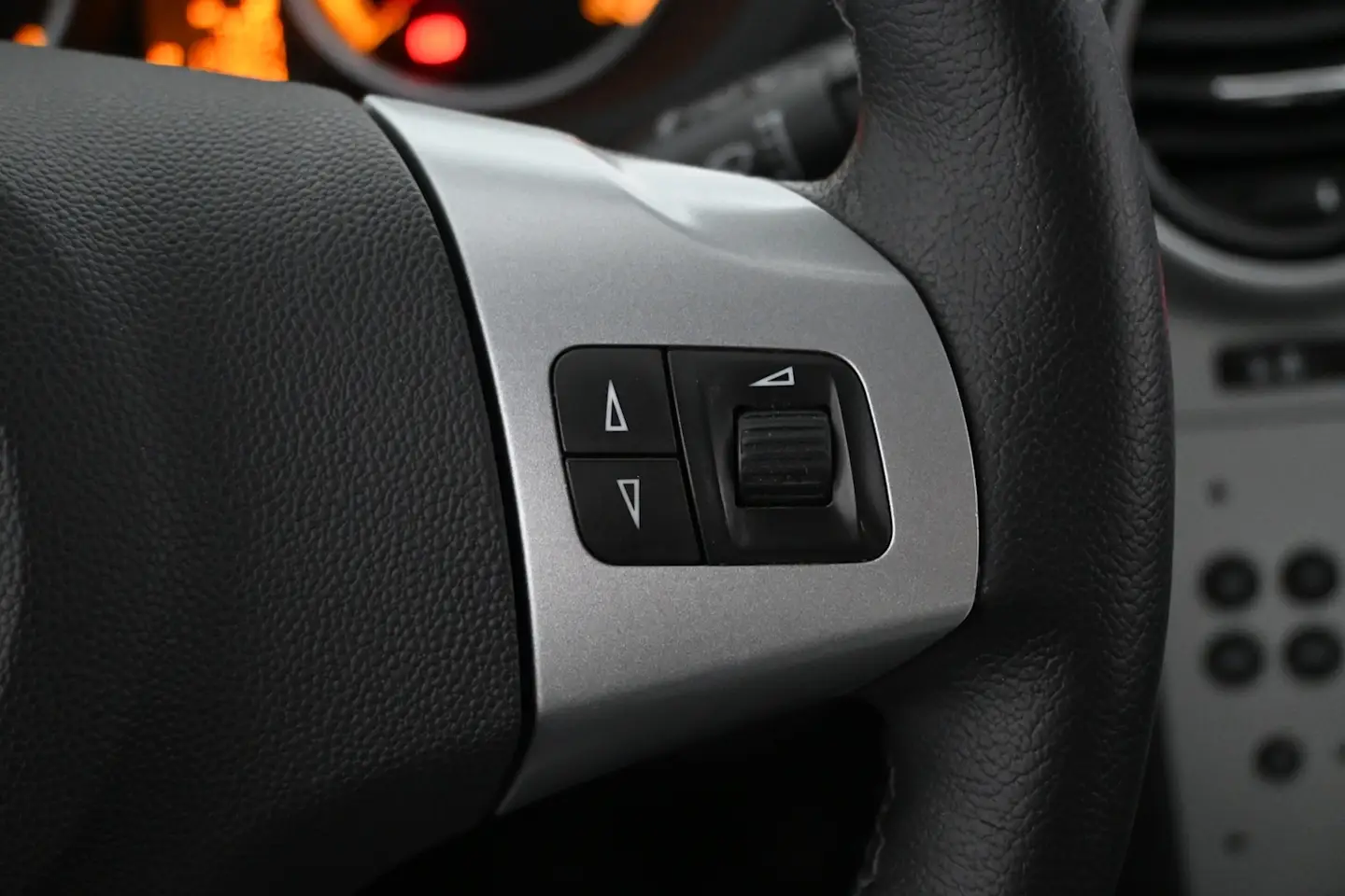 Car Image - 2chwL3wwPUT0tnZfr1Zl1V