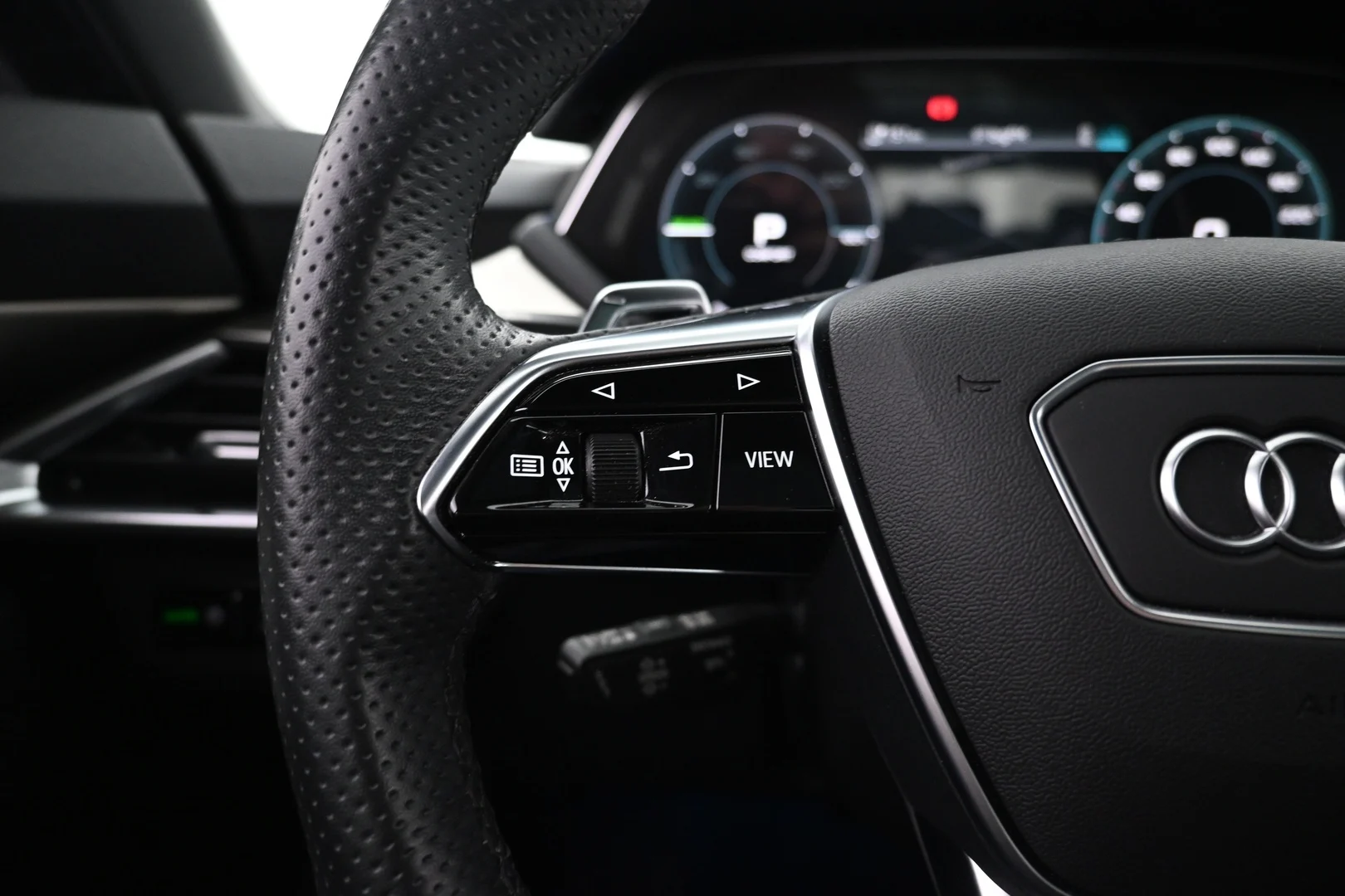 Car Image - 68kdl7E2xi3OfOlT7mmz7l