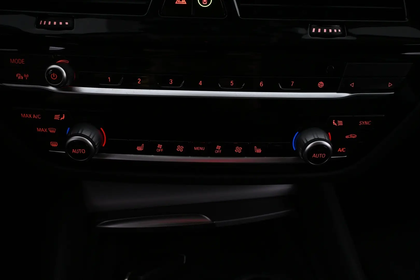 Car Image - 2ONFKELwiIUMgggypQ64UM