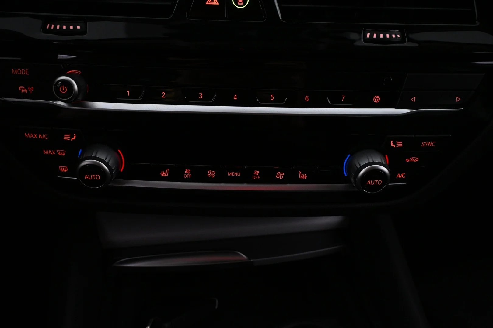 Car Image - 2ONFKELwiIUMgggypQ64UM