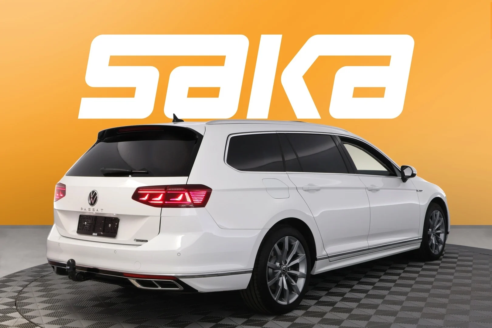 Car Image - 5xx8583svoaGaYZ2FL1B4x