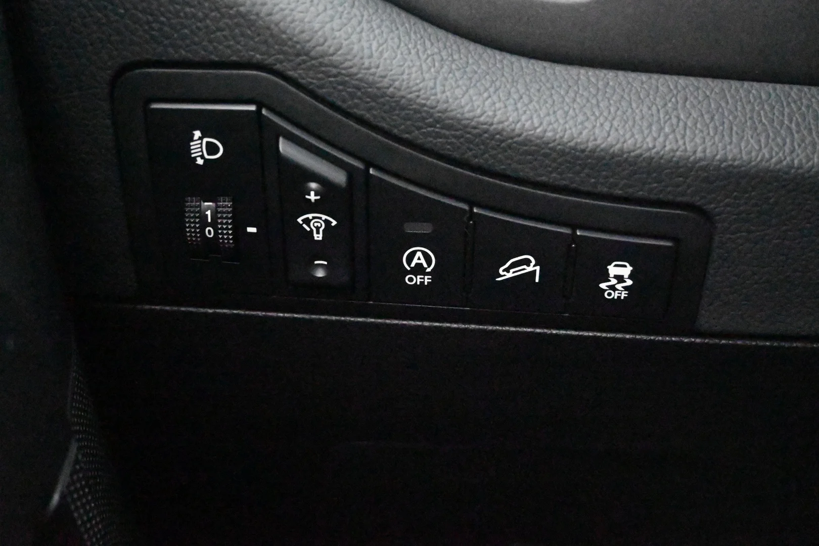 Car Image - 2XeRmwKRrz9RZzKtMCx3iV