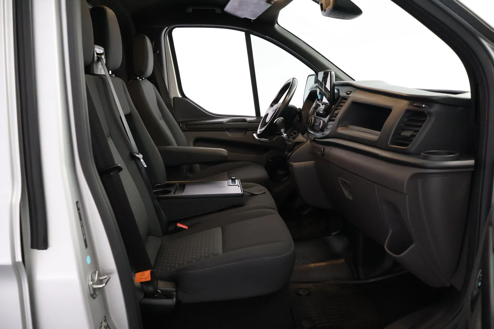 Car Image - 4zqNvPo2UYBd7iTJsAXRVg