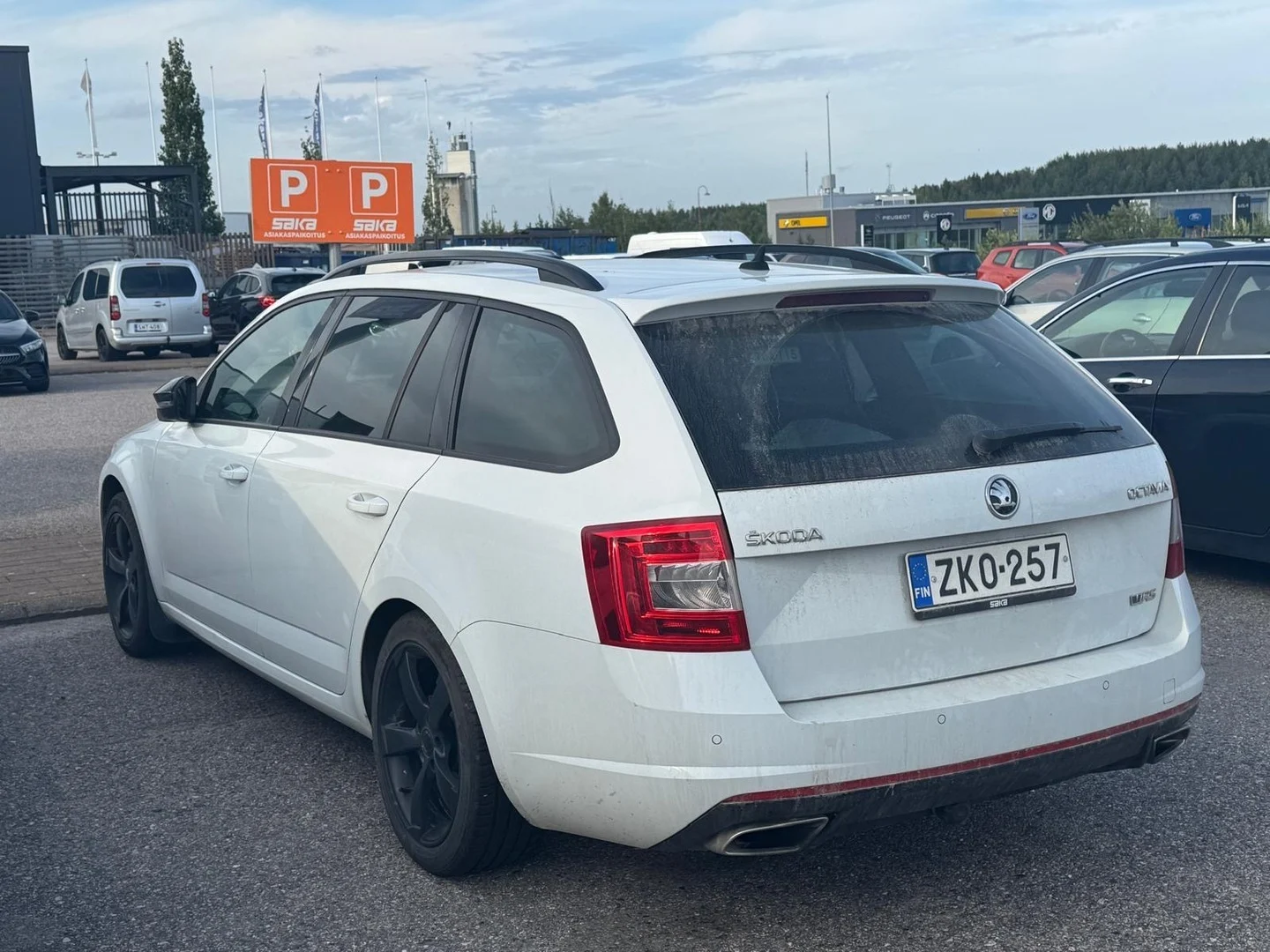 Car Image - 1zLVfTcTLNg9W8VGIpEM9B