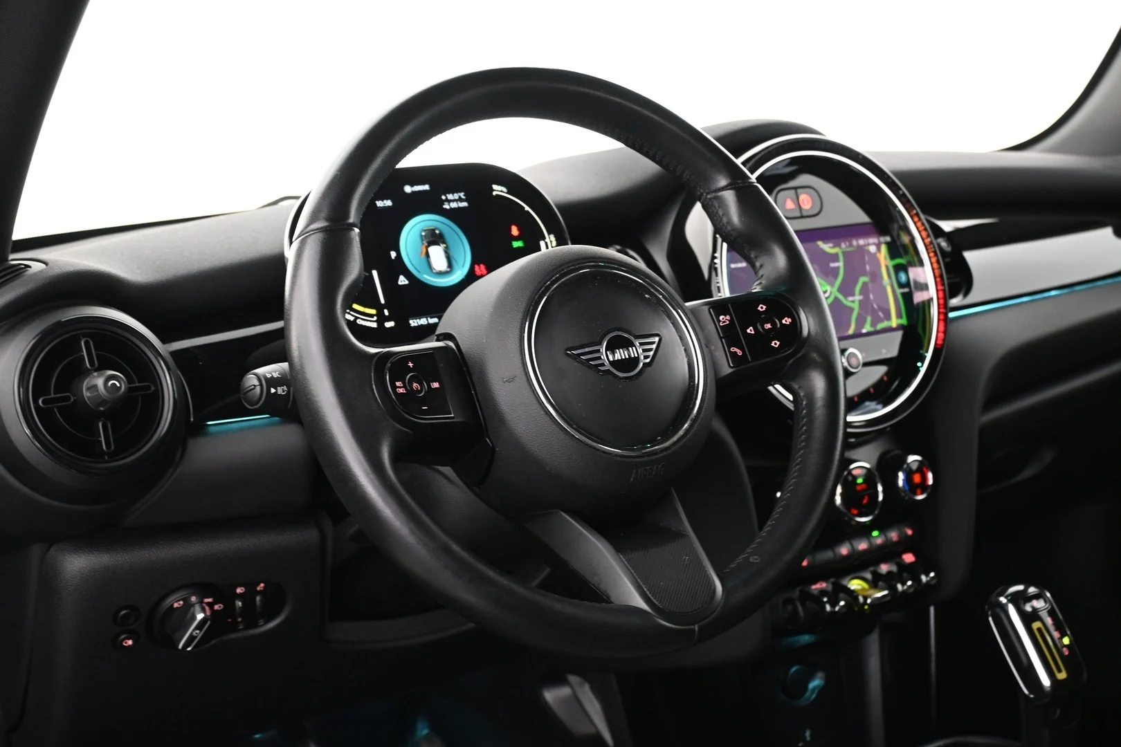 Car Image - 7n0kUmaQM71VImx64YKxsO