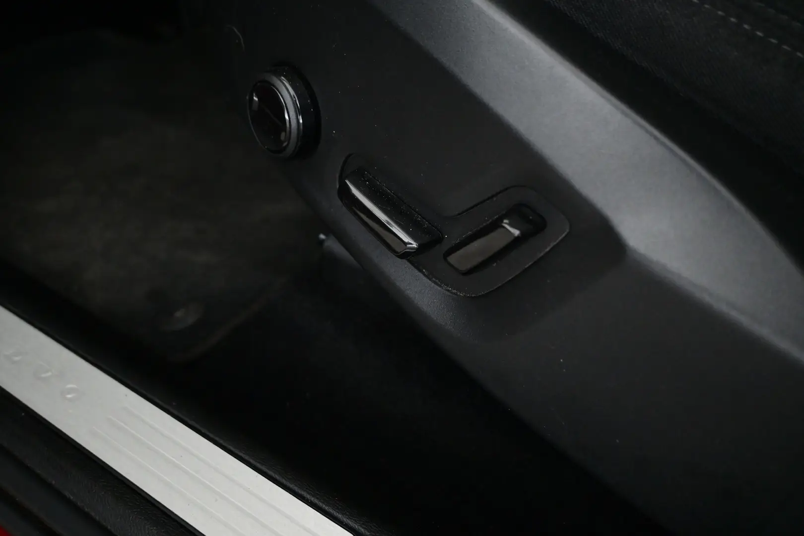 Car Image - 3Tc6quUvfXZFWRNjp75nxL