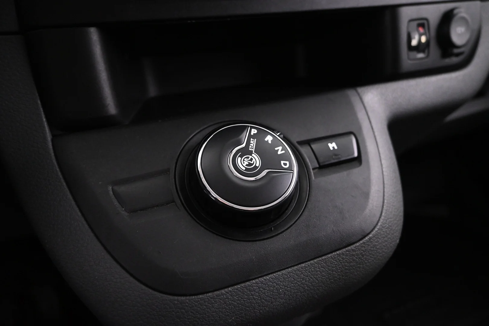 Car Image - 54n9neDxX7Dd7JbydJZxhR