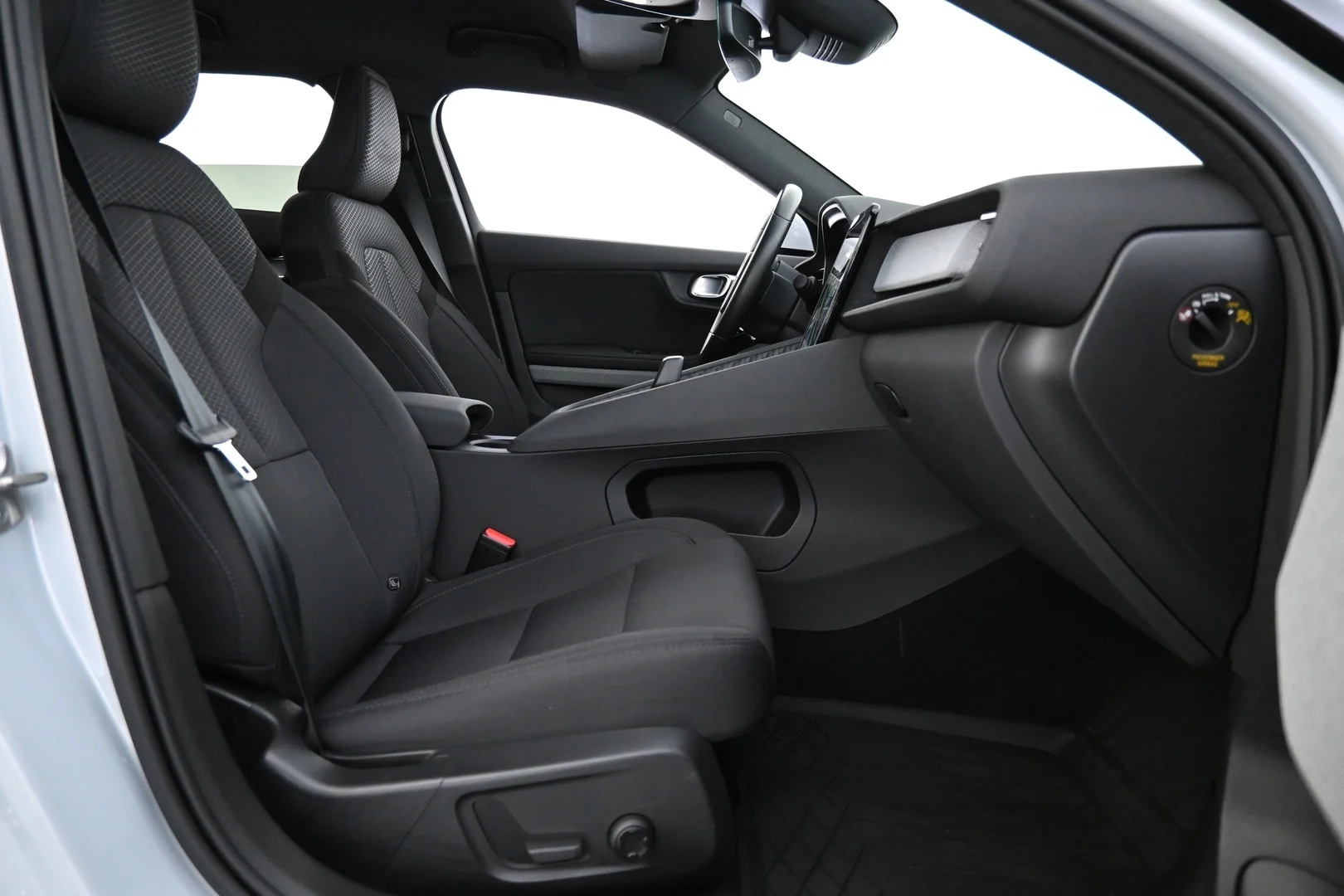 Car Image - 3OnZcBxmo0SqiV7BoXuAxw