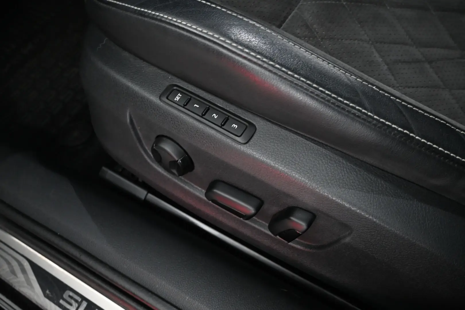 Car Image - 7l7xQnrKvtWh5xEZfl6AOg