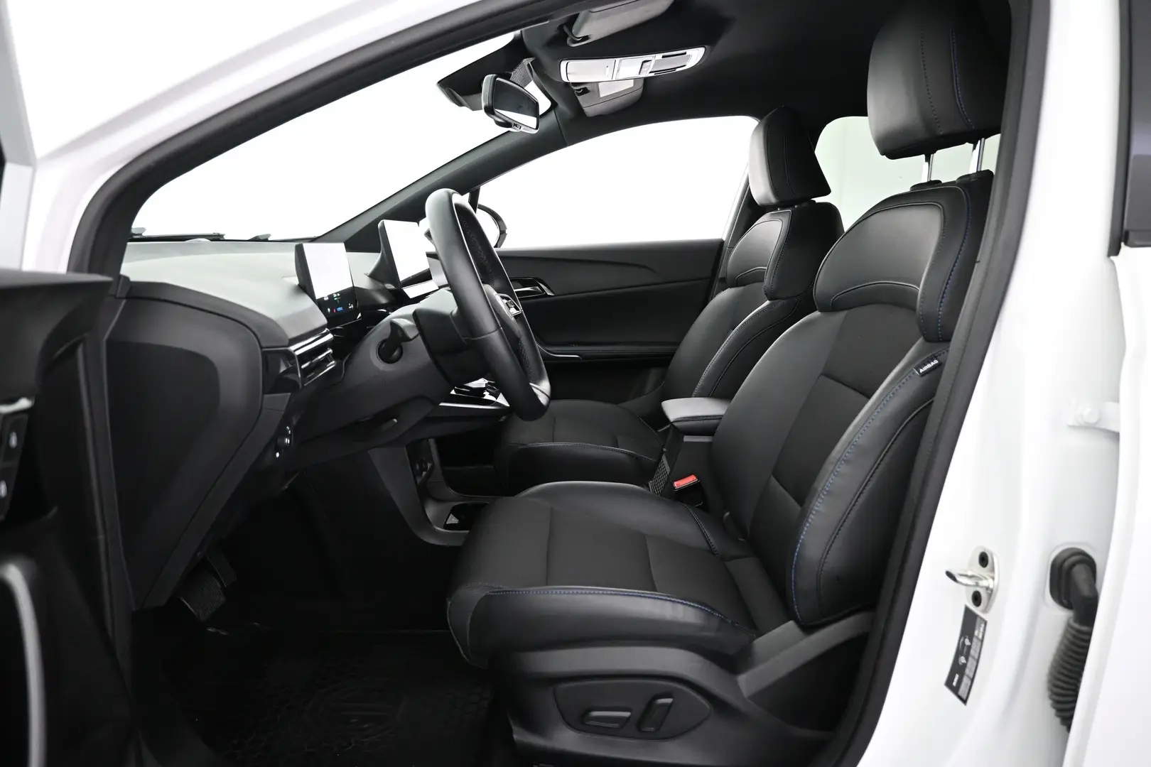 Car Image - 1jL6xnkwsWycDF3y6NuO16