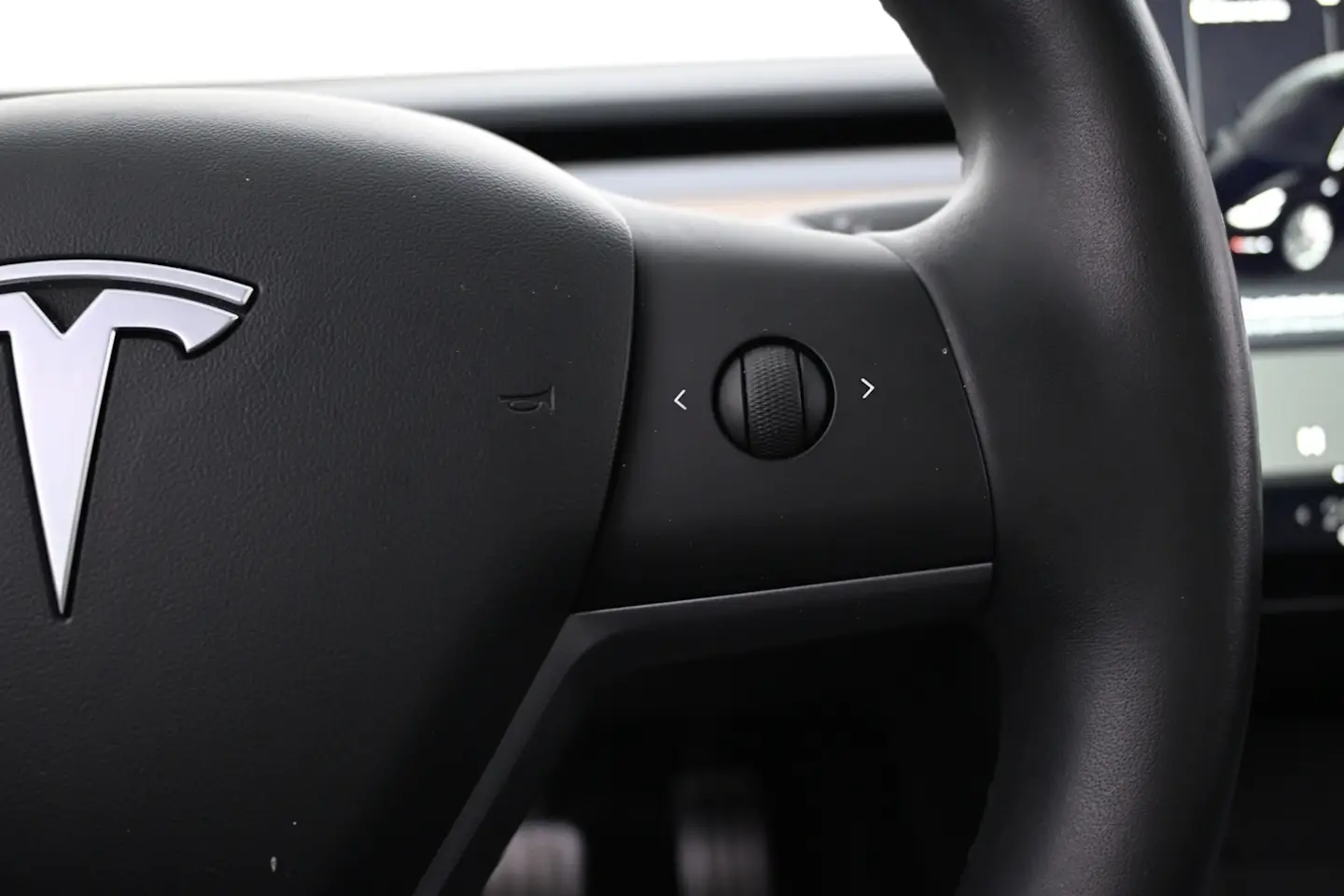 Car Image - 73254SDl412vHBpMD0e6ZL