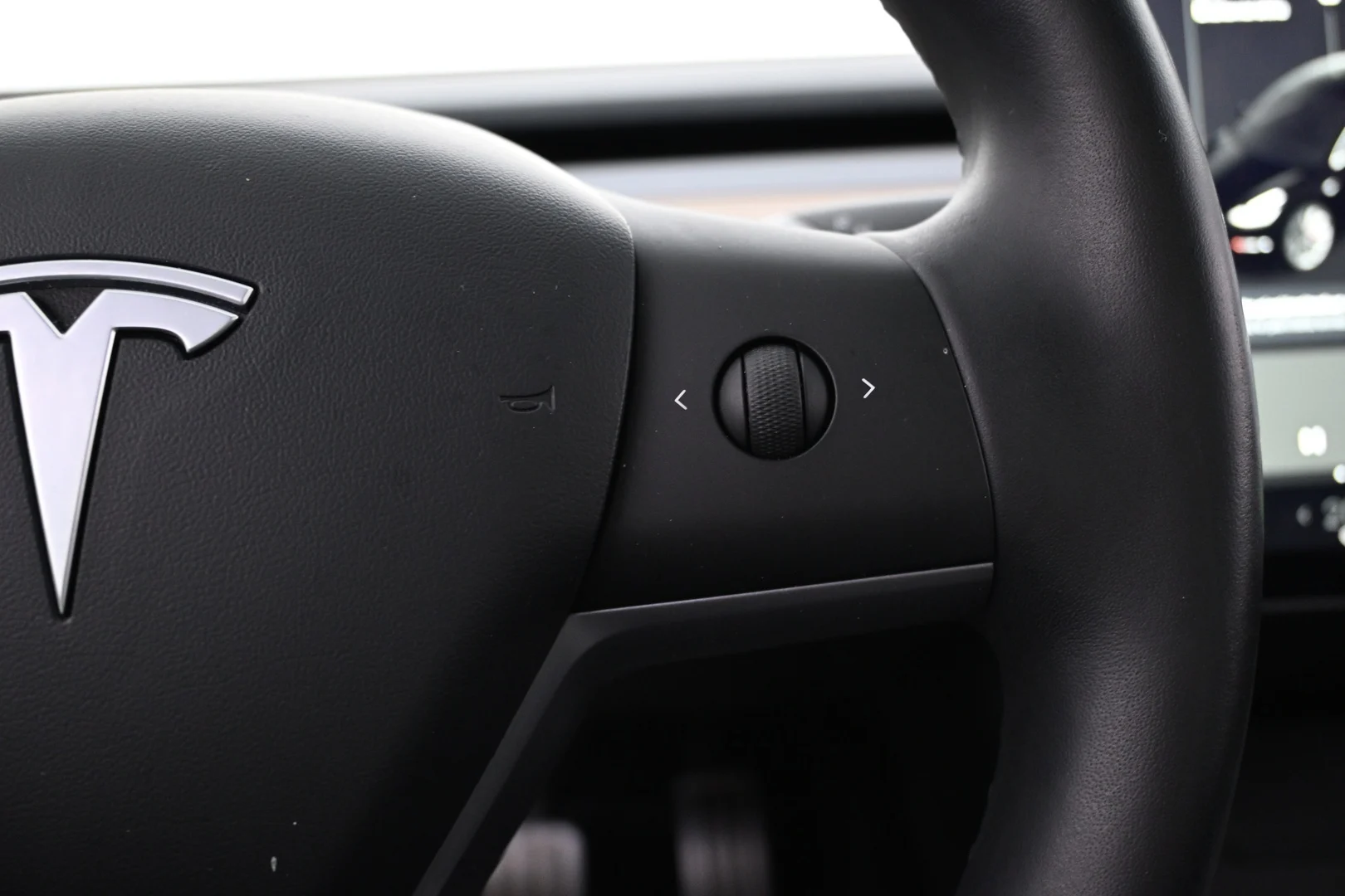 Car Image - 73254SDl412vHBpMD0e6ZL