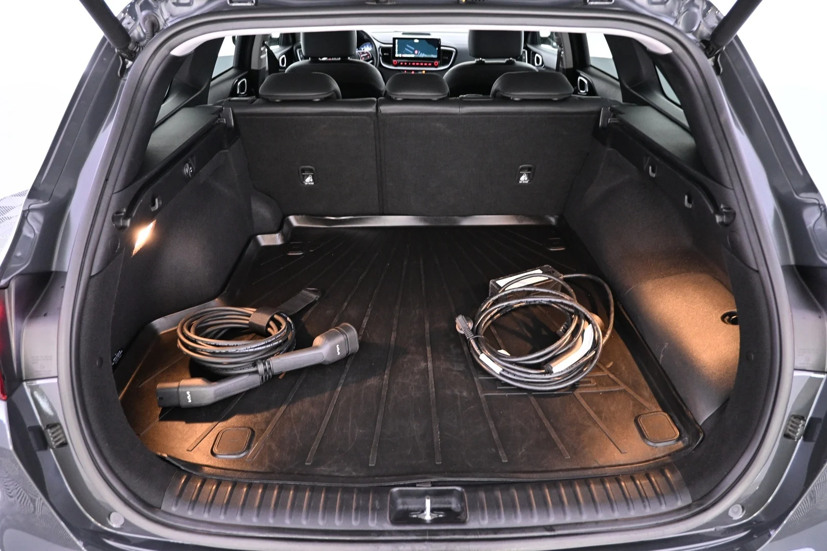Car Image - 3ycRovPdYTuc25cEYDM8FA