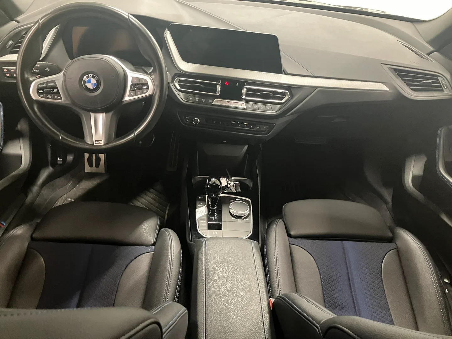 Car Image - 6Rxit3SbP7rqbuVOMOz8S3