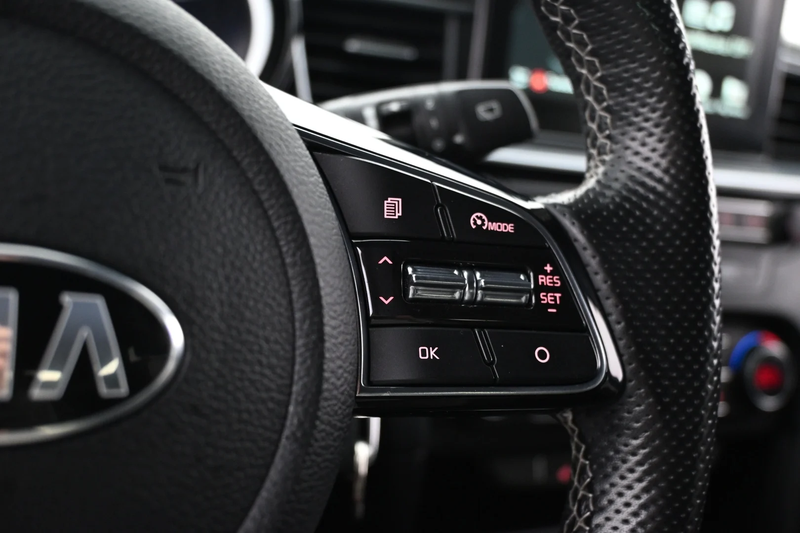 Car Image - 1NQToc14EJlLjwNPHYqYEX