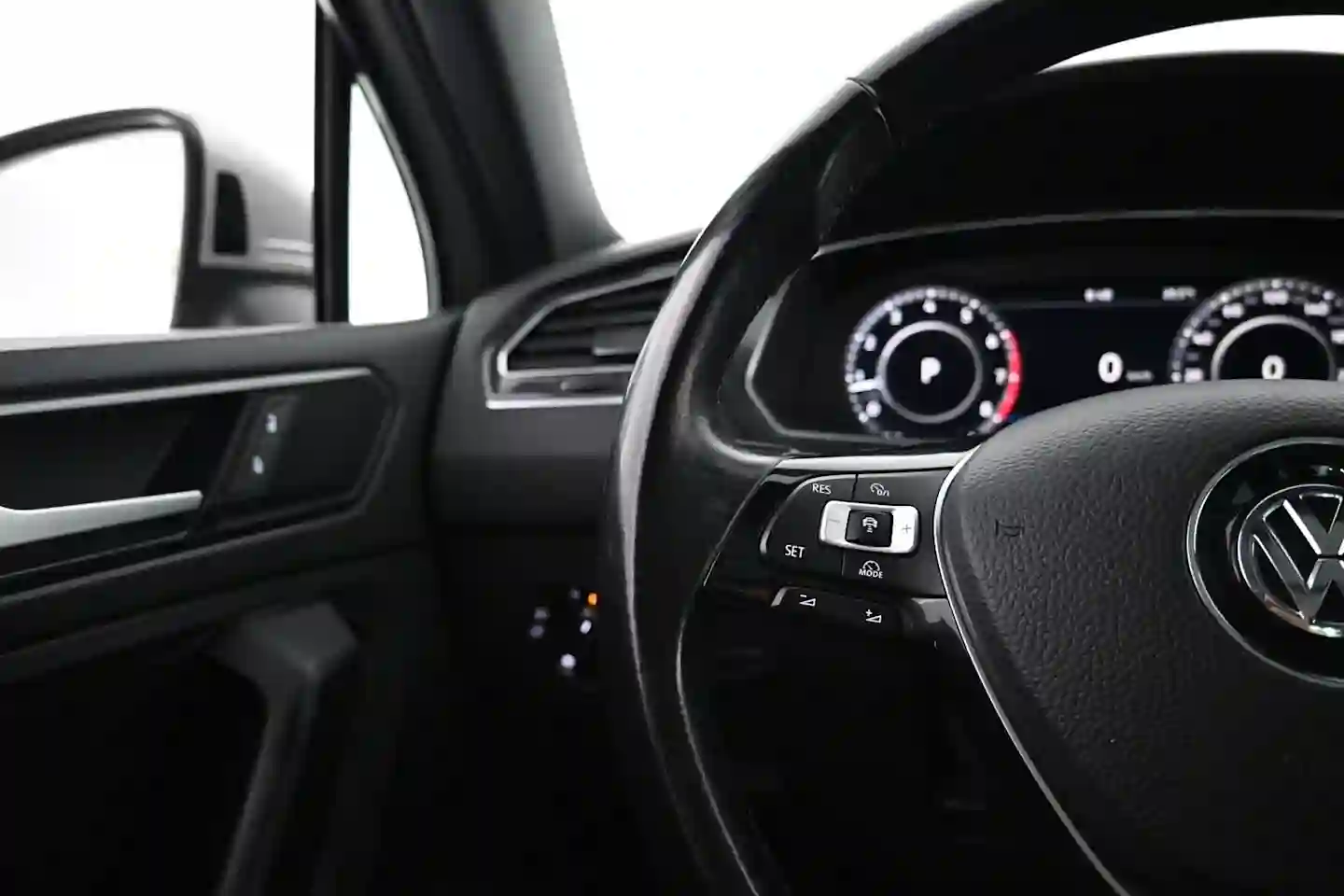 Car Image - 7sNFfPPvEw5ehHgVNhtqXg