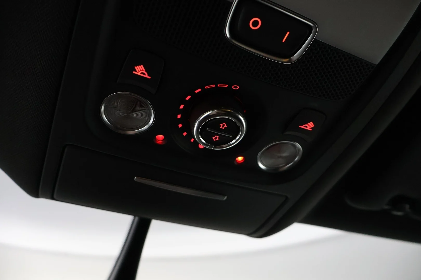 Car Image - 5usKj4KSRG9UCZUuZoC1kk