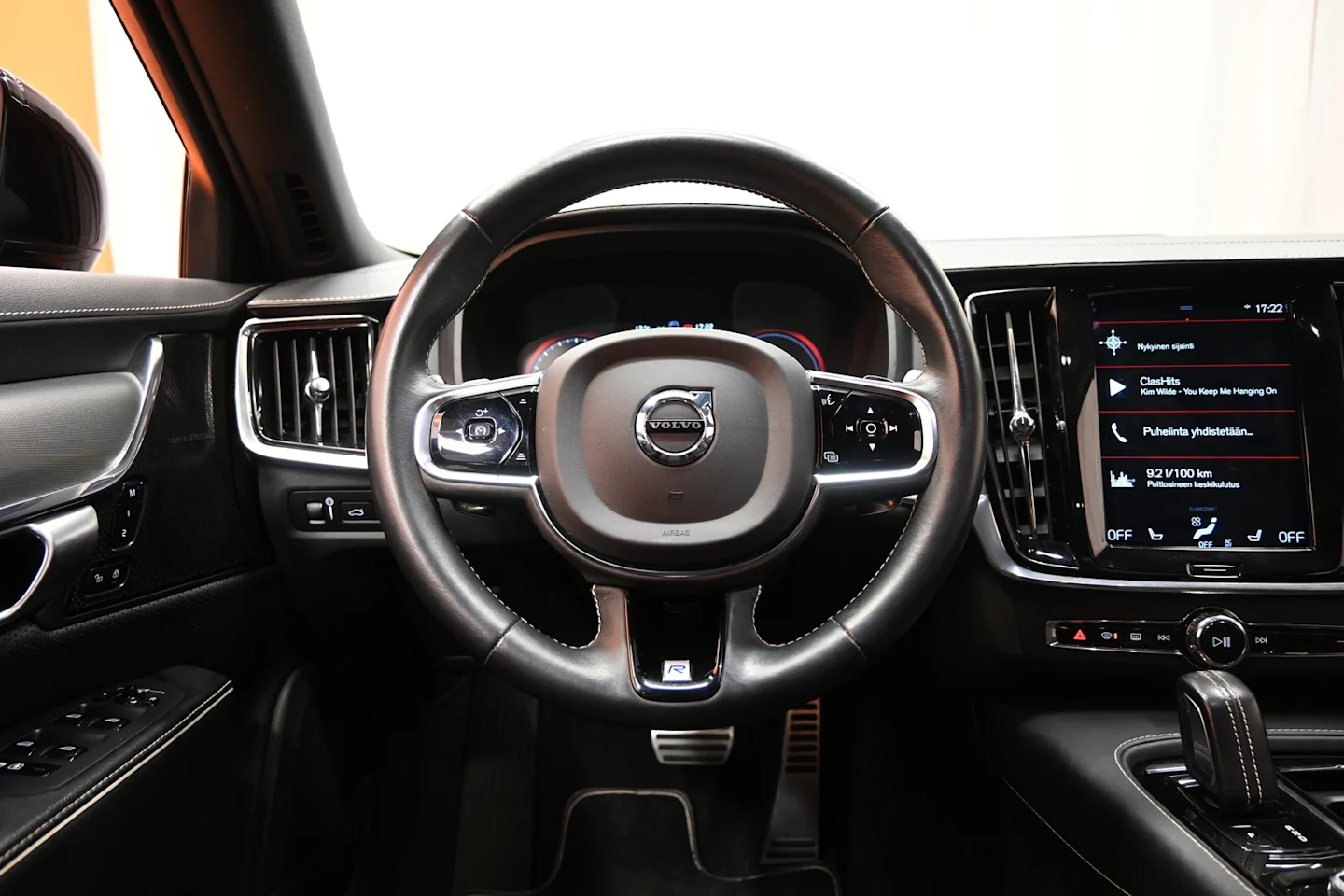 Car Image - 7uA1qSiMrZqz8cOSy1V6cZ