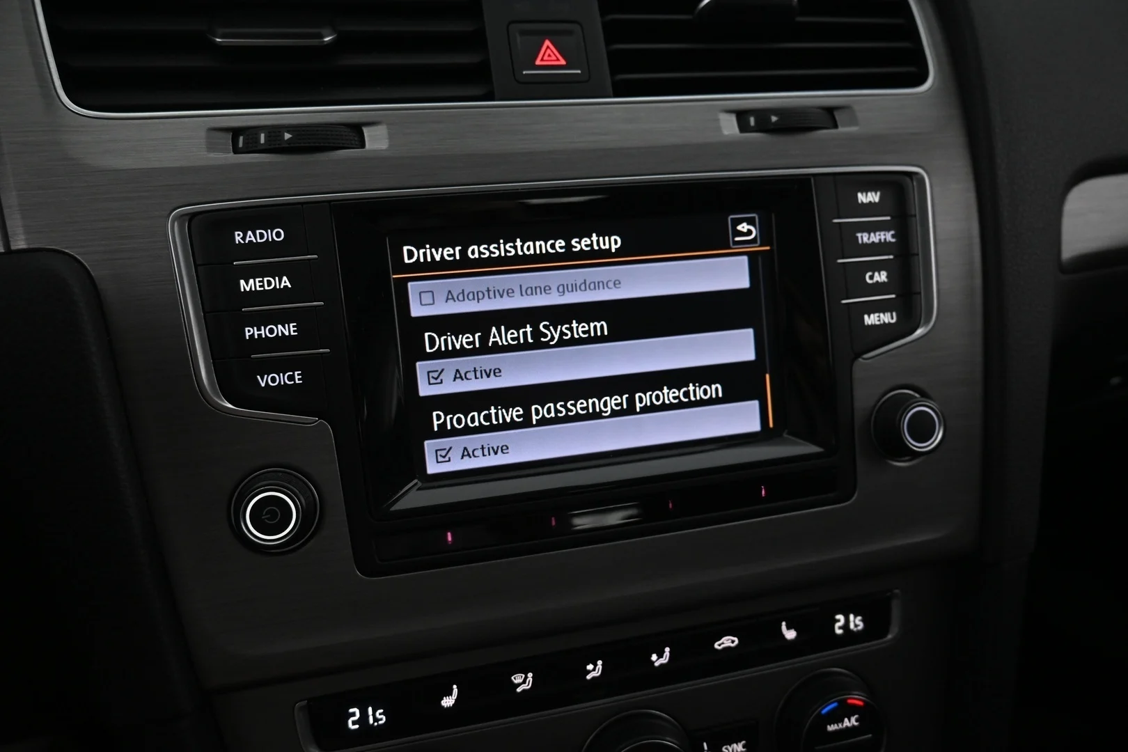 Car Image - 5oO8iSKiQTGAmKukknGjFd