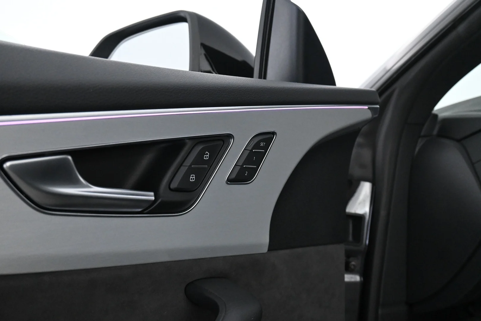 Car Image - 1qfI4qBRD05zFUSeRRjZOm