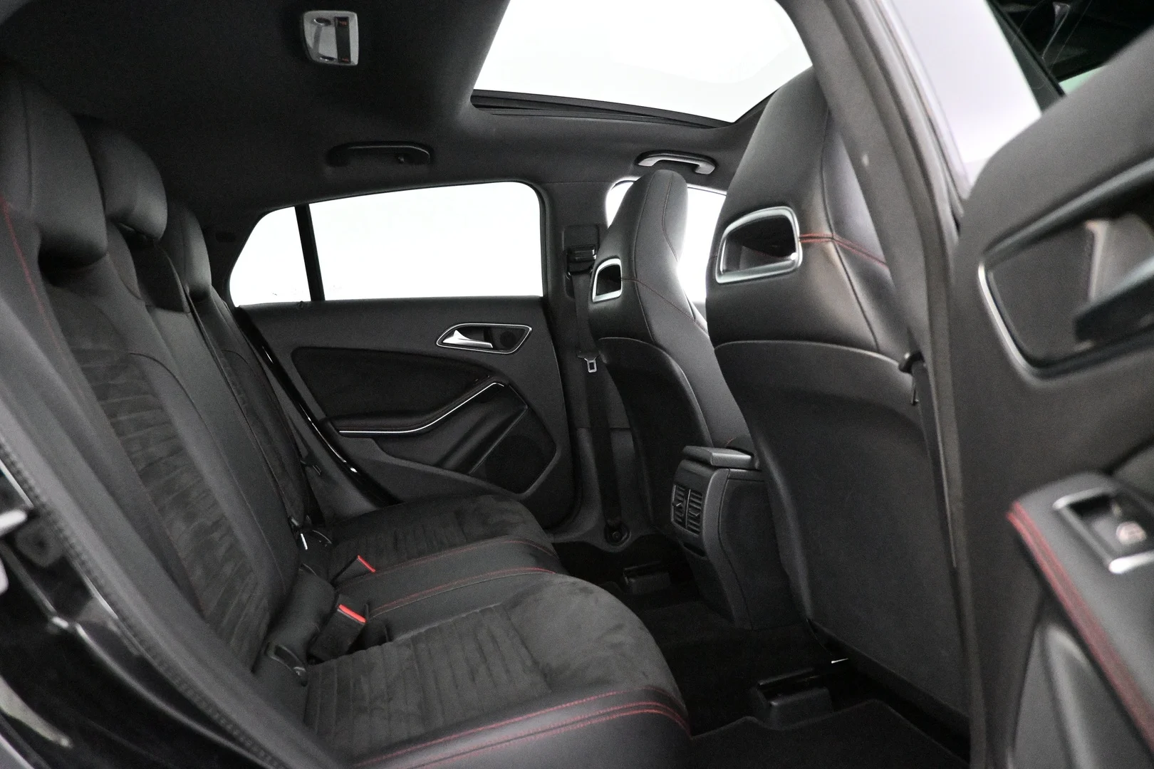 Car Image - 1NF2tAyNDcU4wVDK3PZF0y