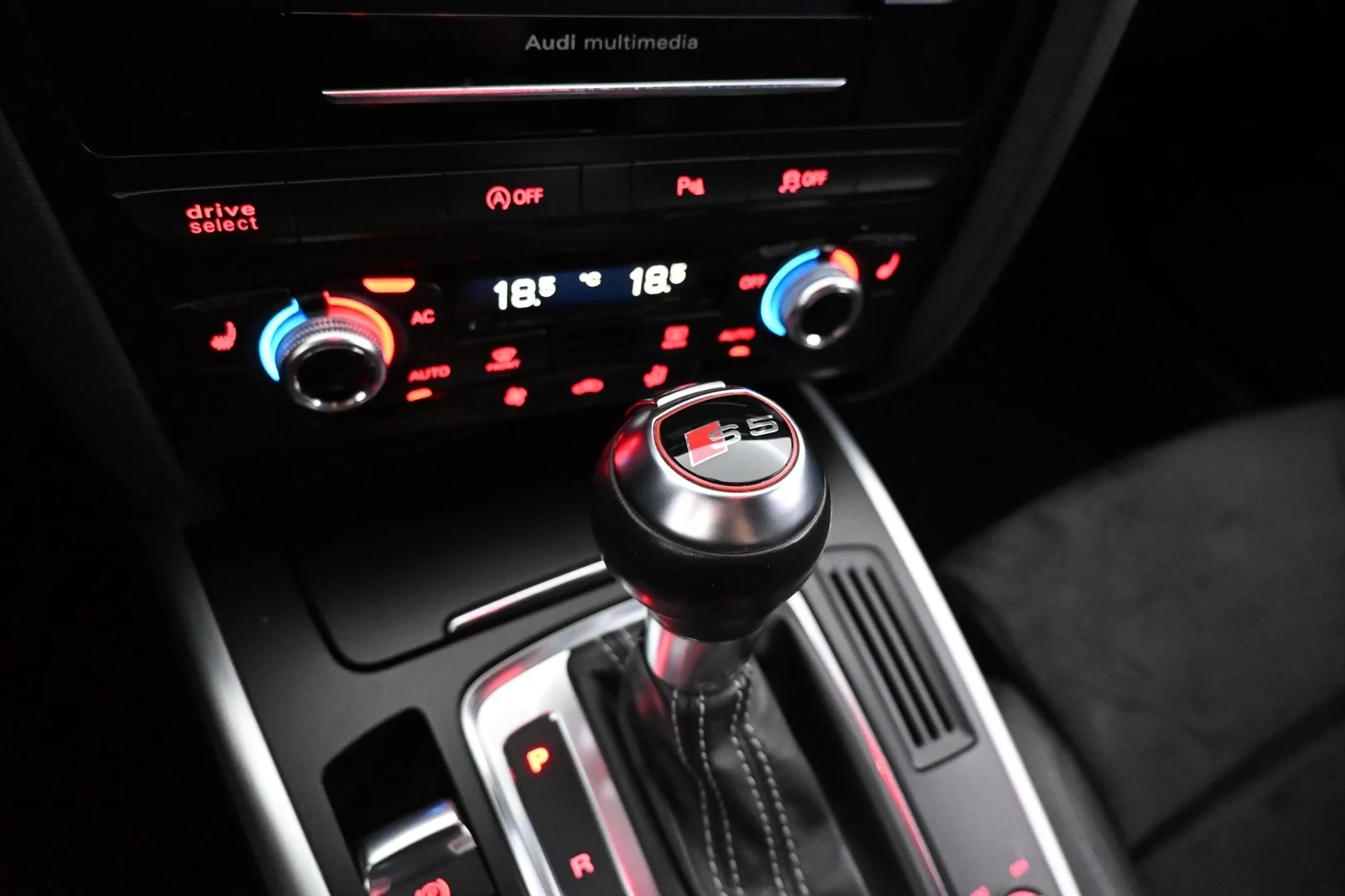 Car Image - 2Iix5JqlSdYvA1jj4GKJvF