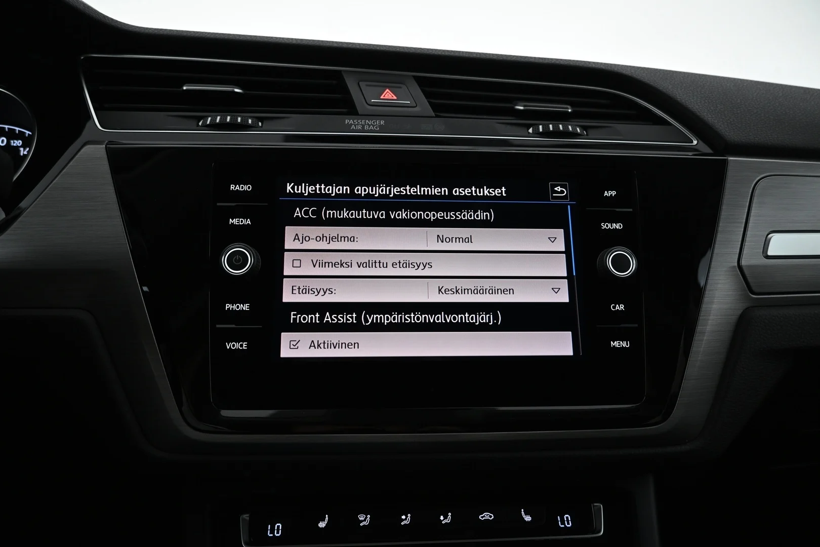 Car Image - F5poQUSEswpSnPRXb5A0i