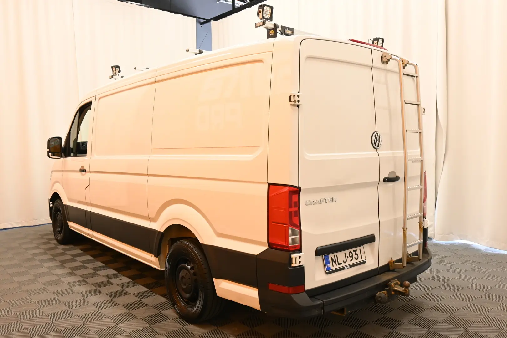 Car Image - 2mHVyWxotyuWy5bZ4BLs4a