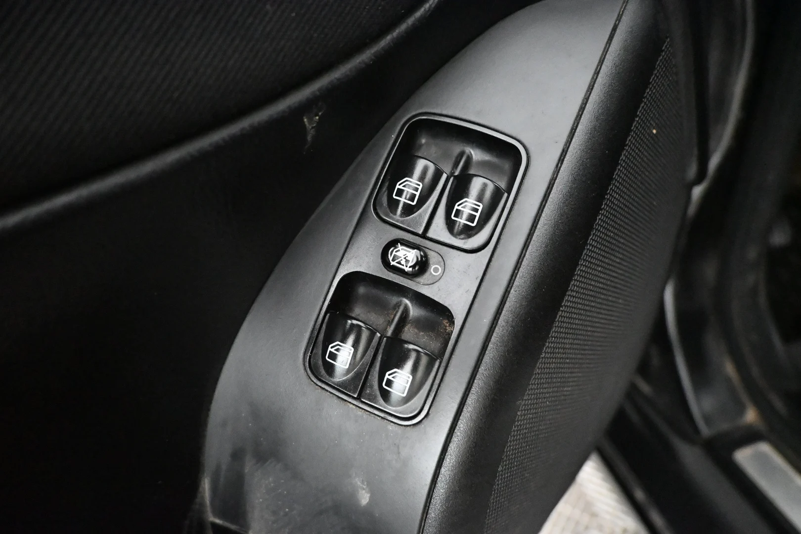 Car Image - 1U5vCePu41BxOPHJZlLajp
