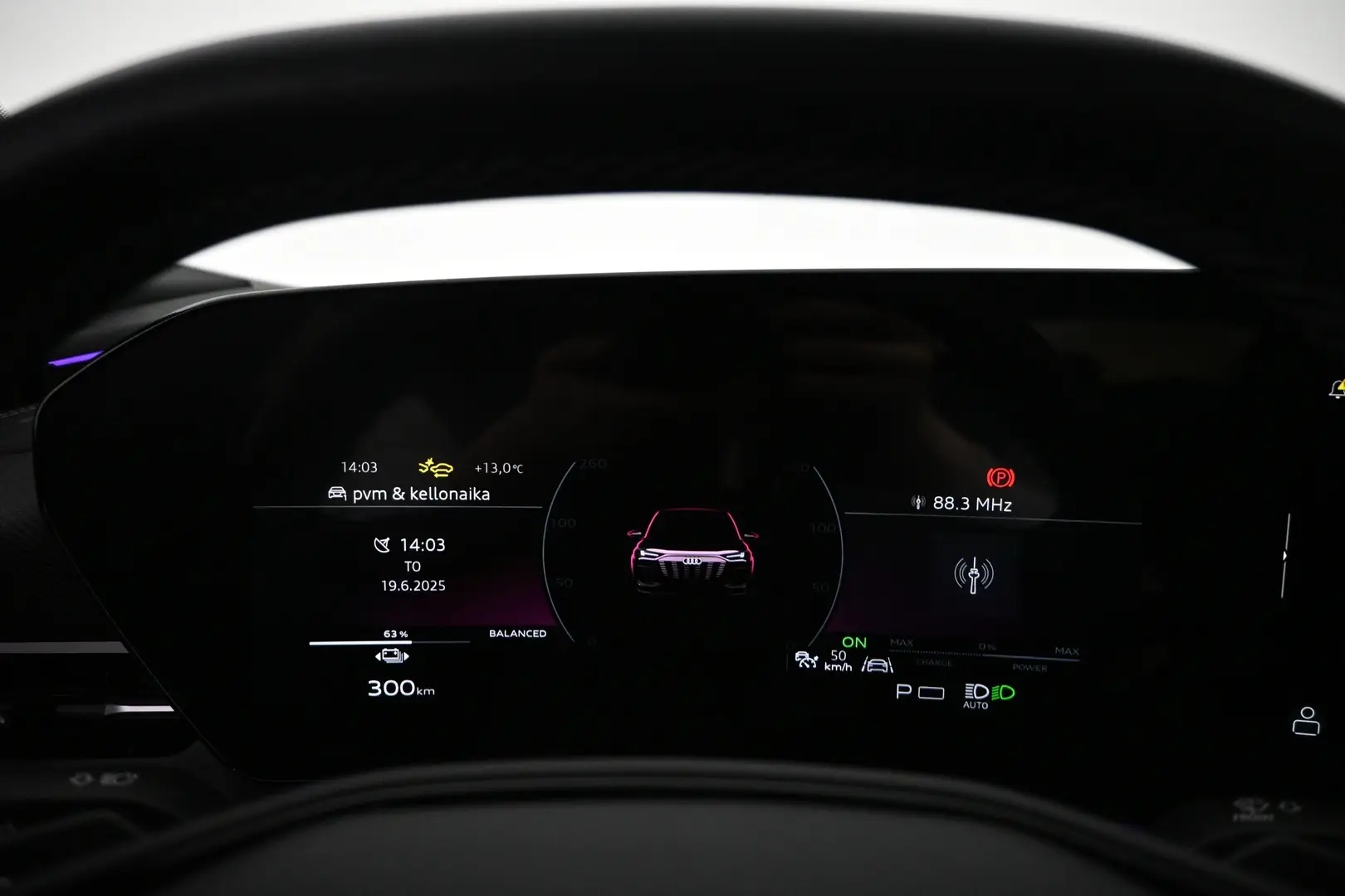 Car Image - 2PmQDPxTbVFuWeDB28MB4F