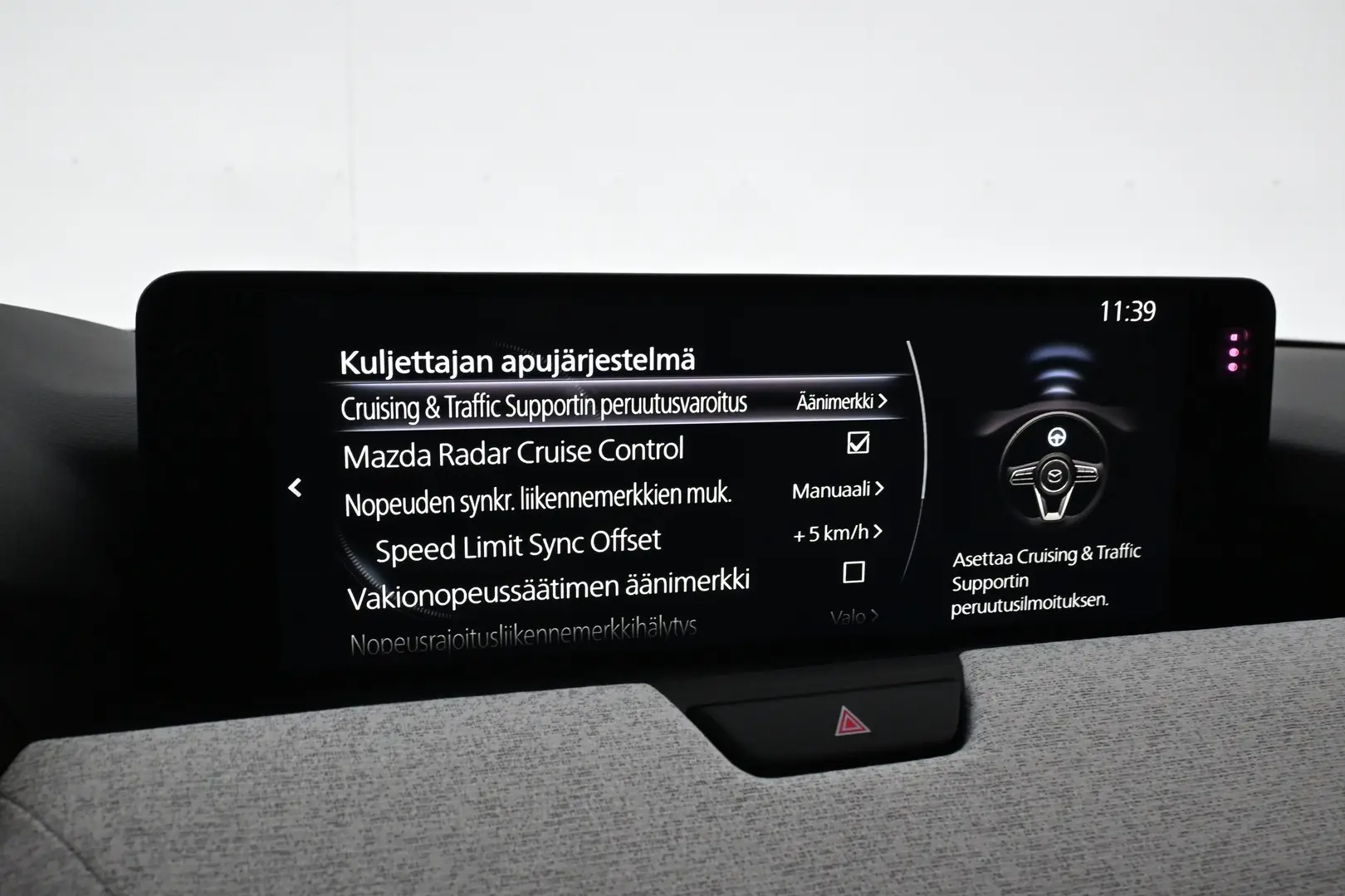 Car Image - undhtycCcdVDyB3YbJDr5
