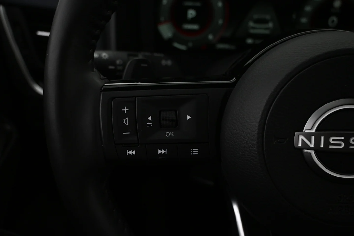 Car Image - 4Q7SagDdJLOwNLMTN8dq5o