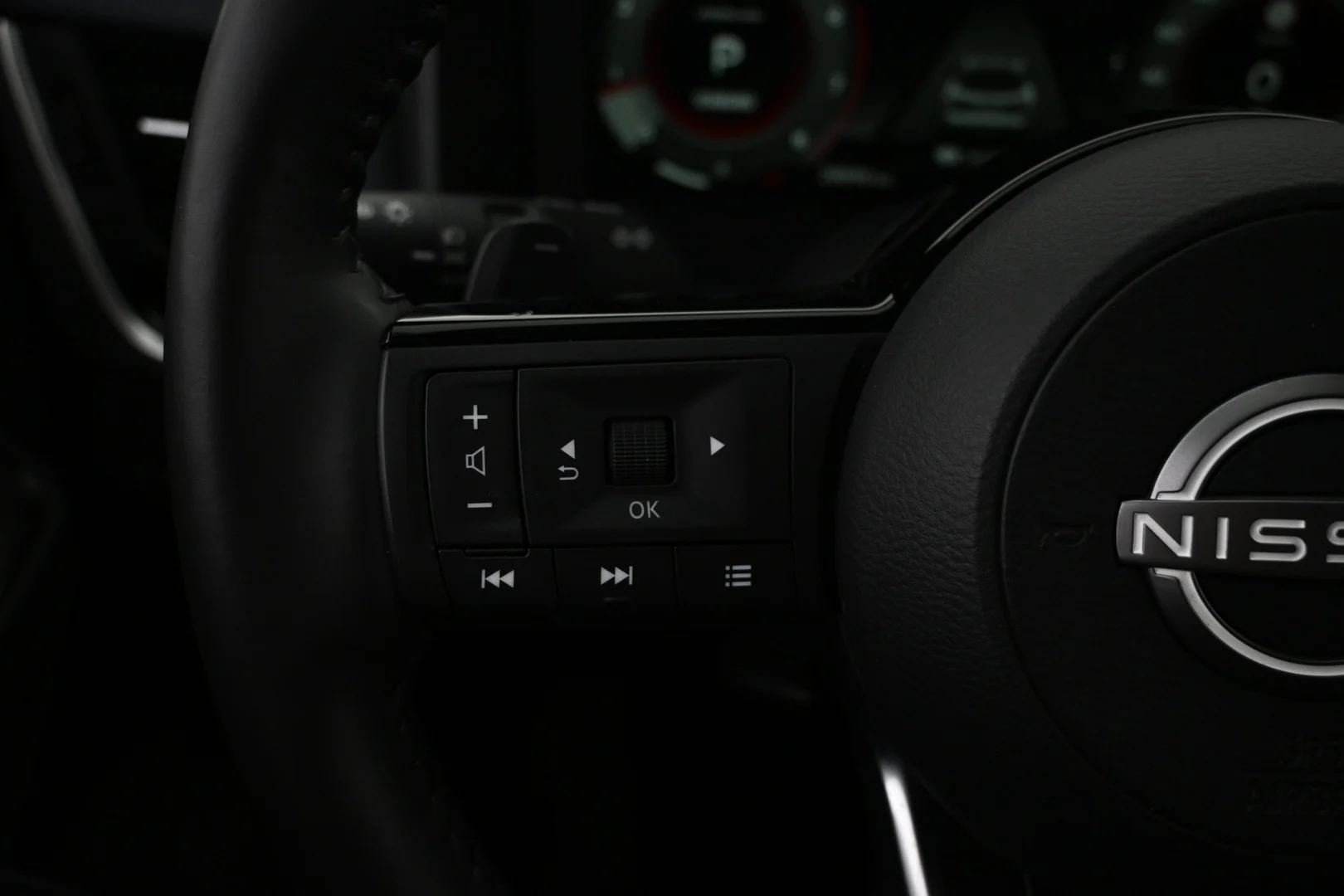 Car Image - 4Q7SagDdJLOwNLMTN8dq5o