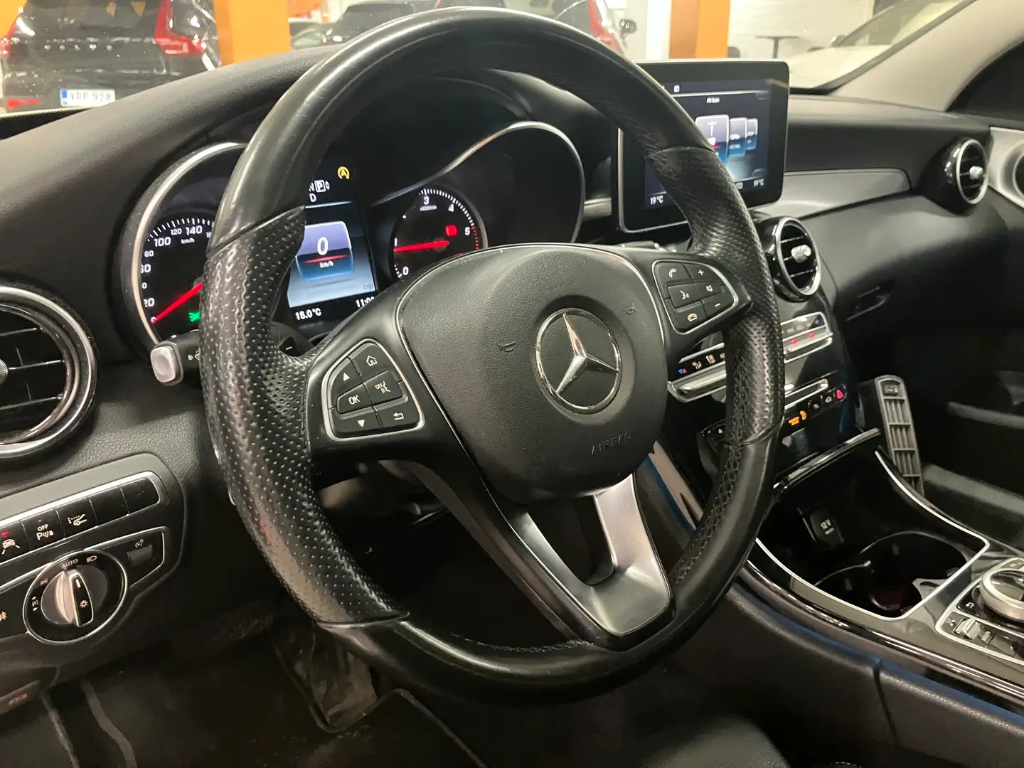 Car Image - 2CdlM9A5SJoLeXLEJEC2EL