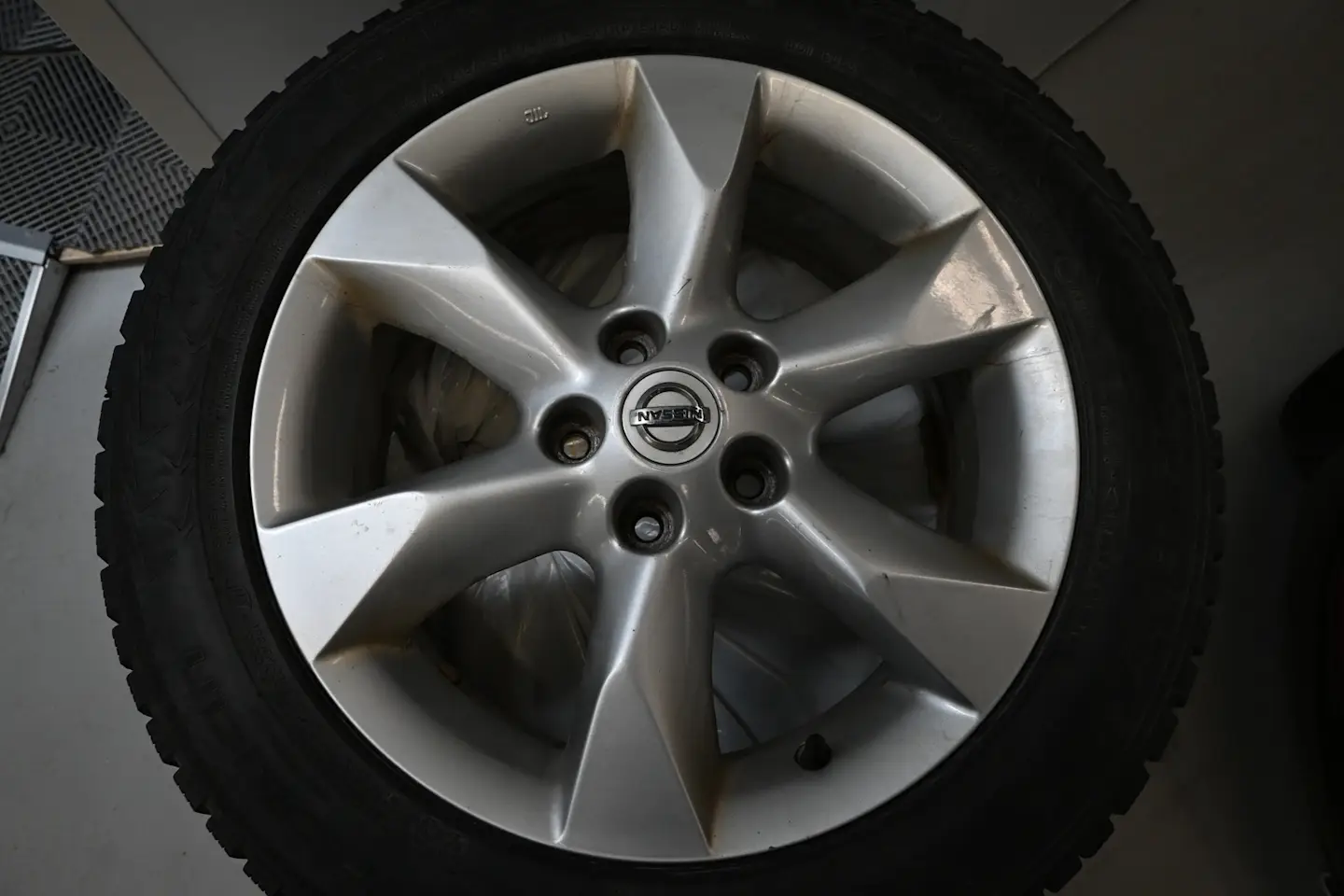 Car Image - 6Dh2QC7mNZSym18ooLxp5y
