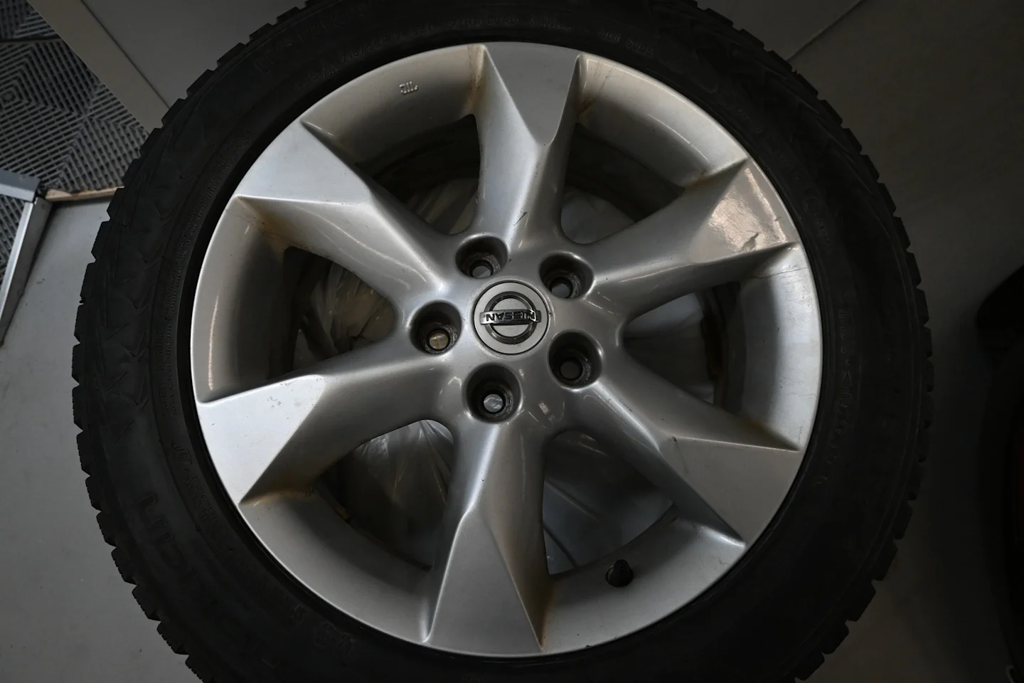 Car Image - 6Dh2QC7mNZSym18ooLxp5y