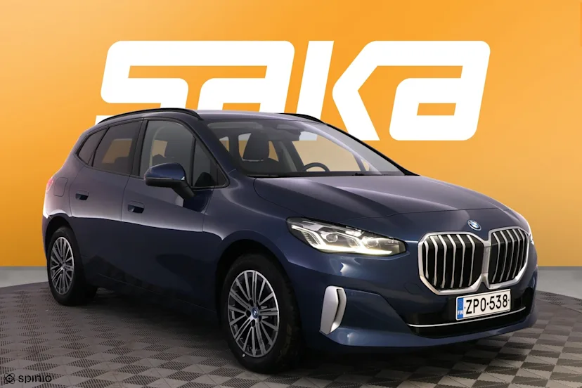 BMW 225