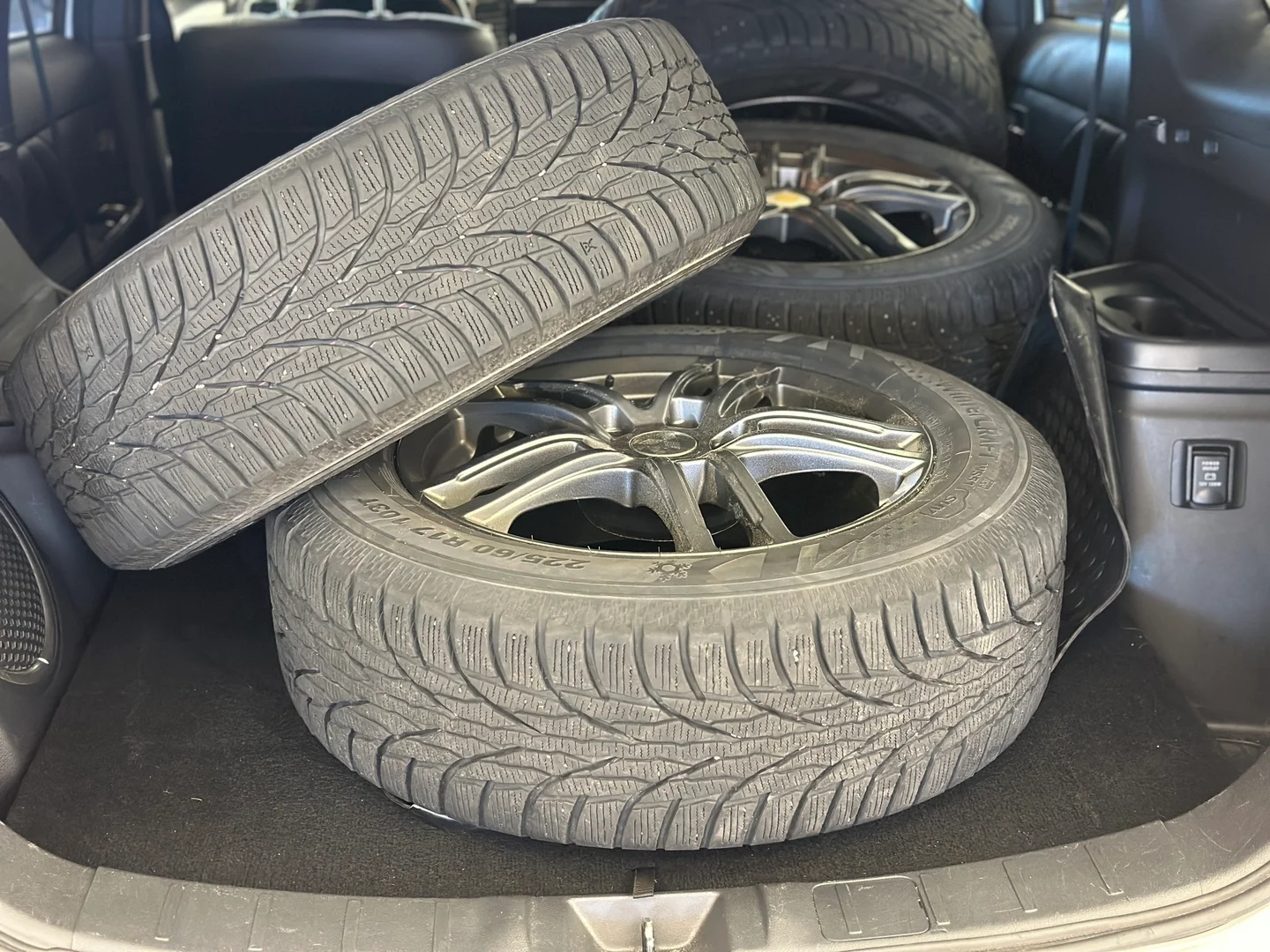 Car Image - XXFGdBwlJVQkcCNESo6l8