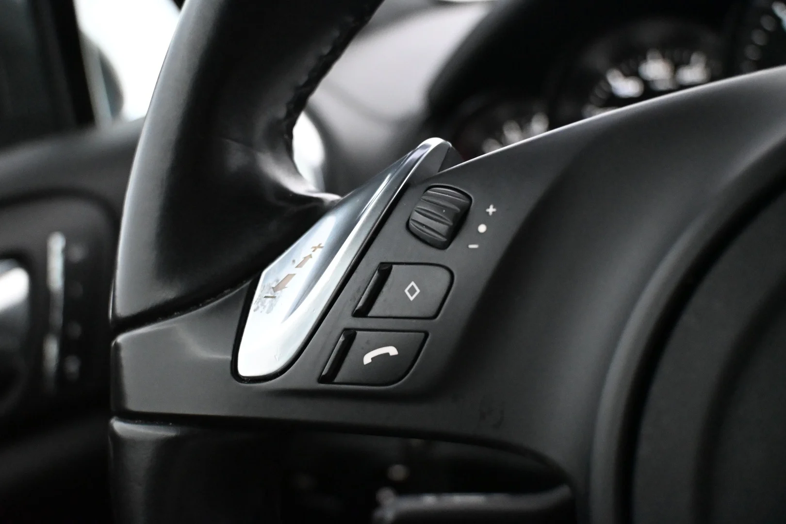 Car Image - 7lpXXJXI2DpMWFMJr6p9XP