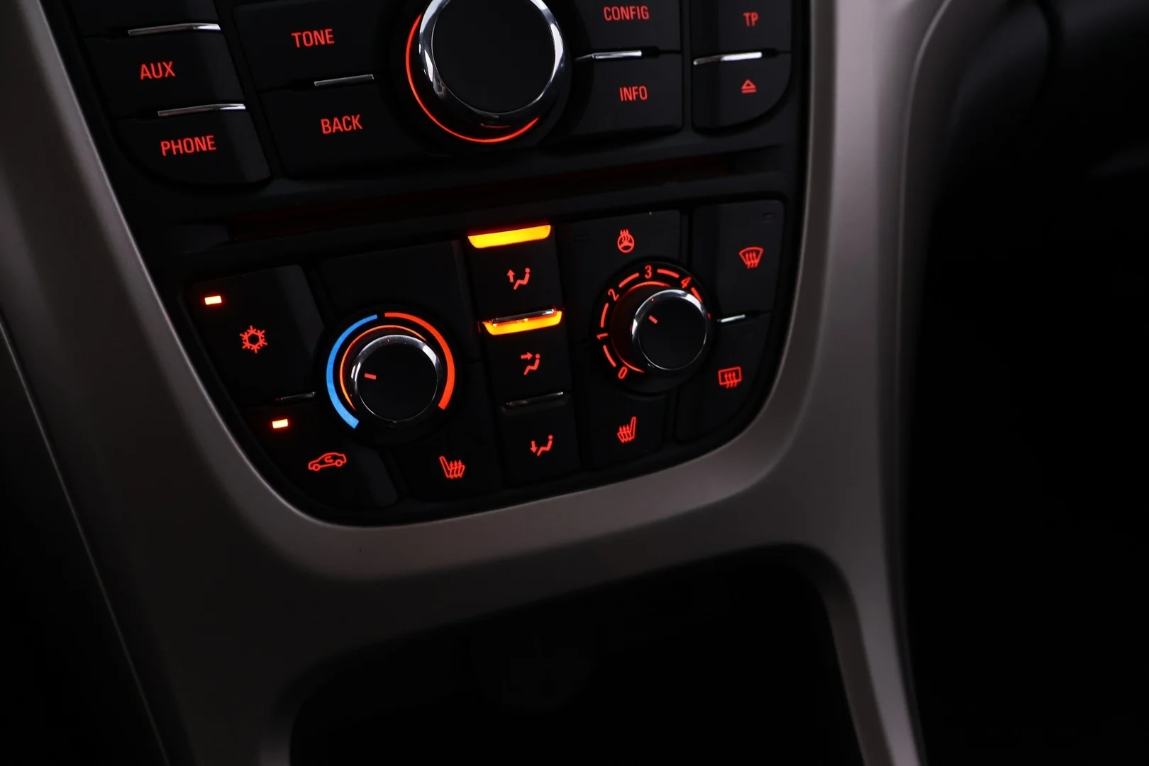 Car Image - 2Wit6zHSsCPyJcyCwr65uX