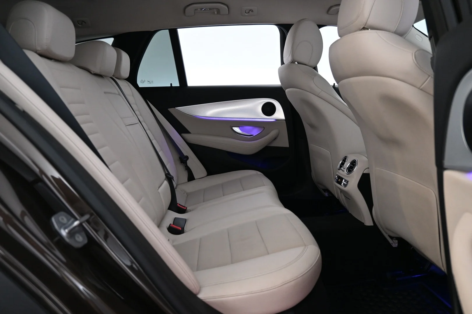Car Image - 4Ol2NC4MzsDPqFGbIOPdCs