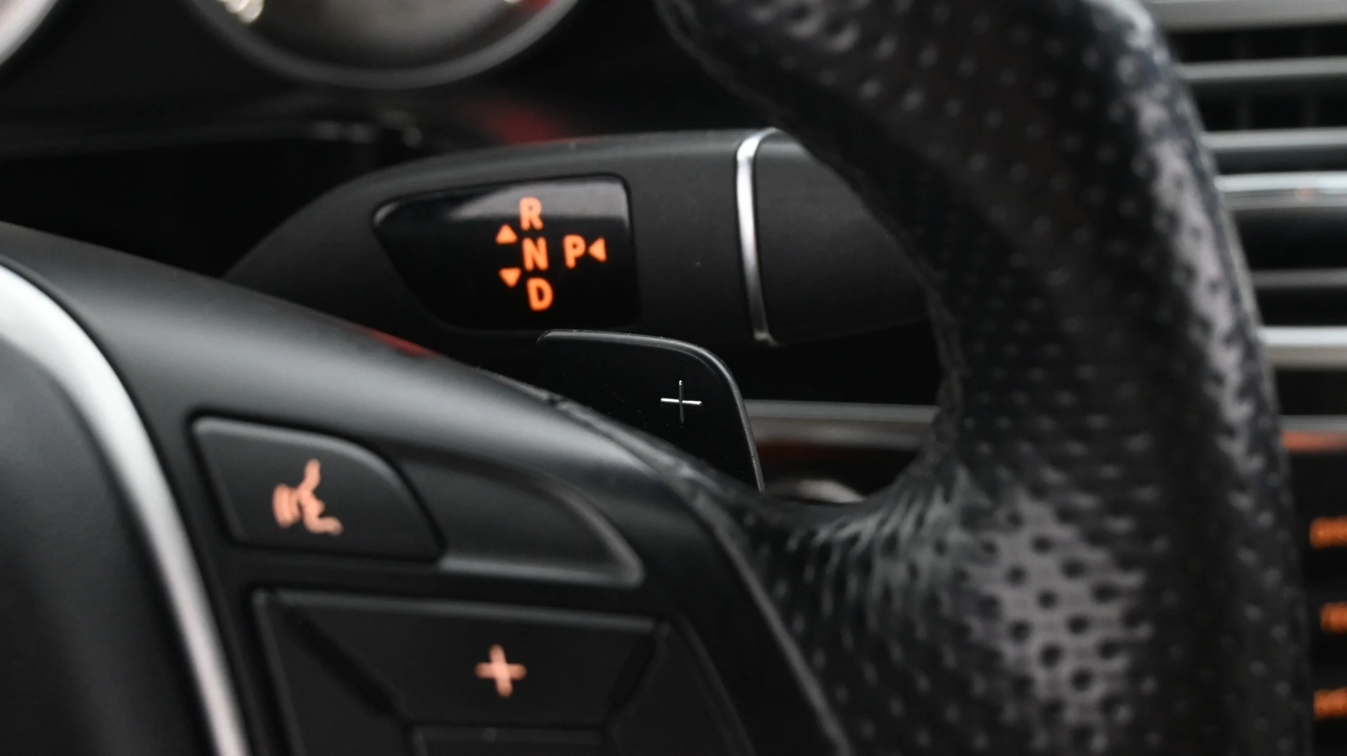 Car Image - 2mEZp0EECoVhoib6nIqfyI