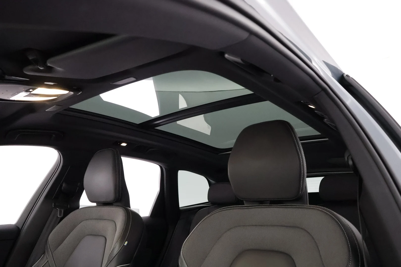 Car Image - 6nZSsMKbxZZ1lDVRpMxGm0