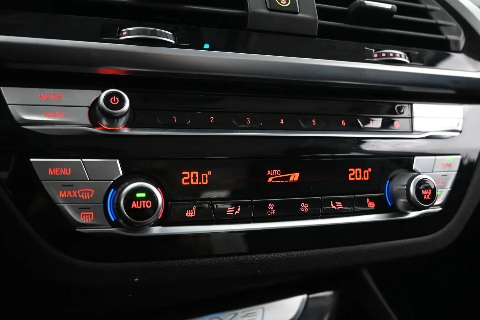 Car Image - 47kYgrp810B0qFwwN8bBXW