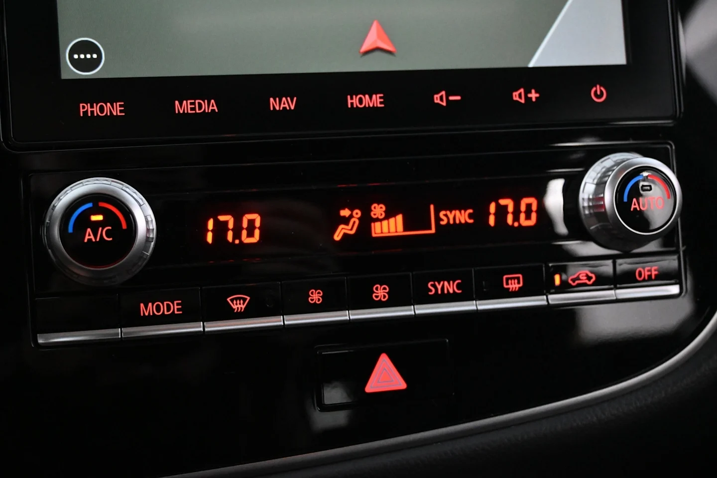 Car Image - 6zxfwu1PeY3rTQr2nNumWx