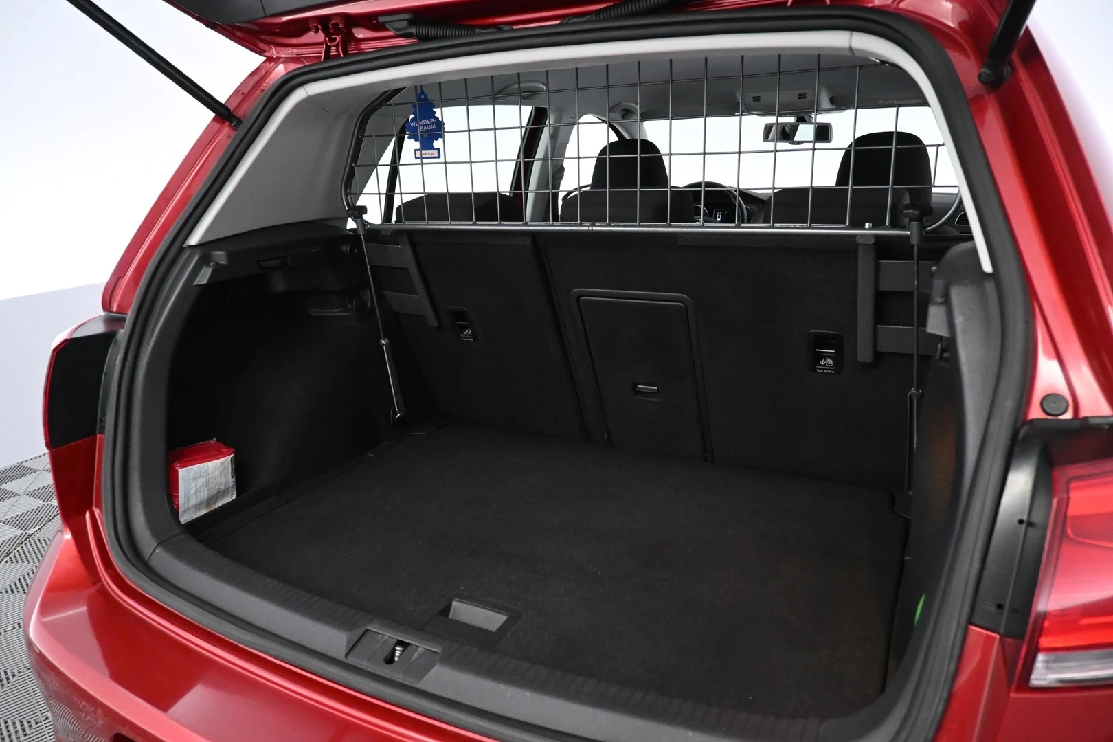 Car Image - 5cV9Lt43UBmtHHnFD3xBMU