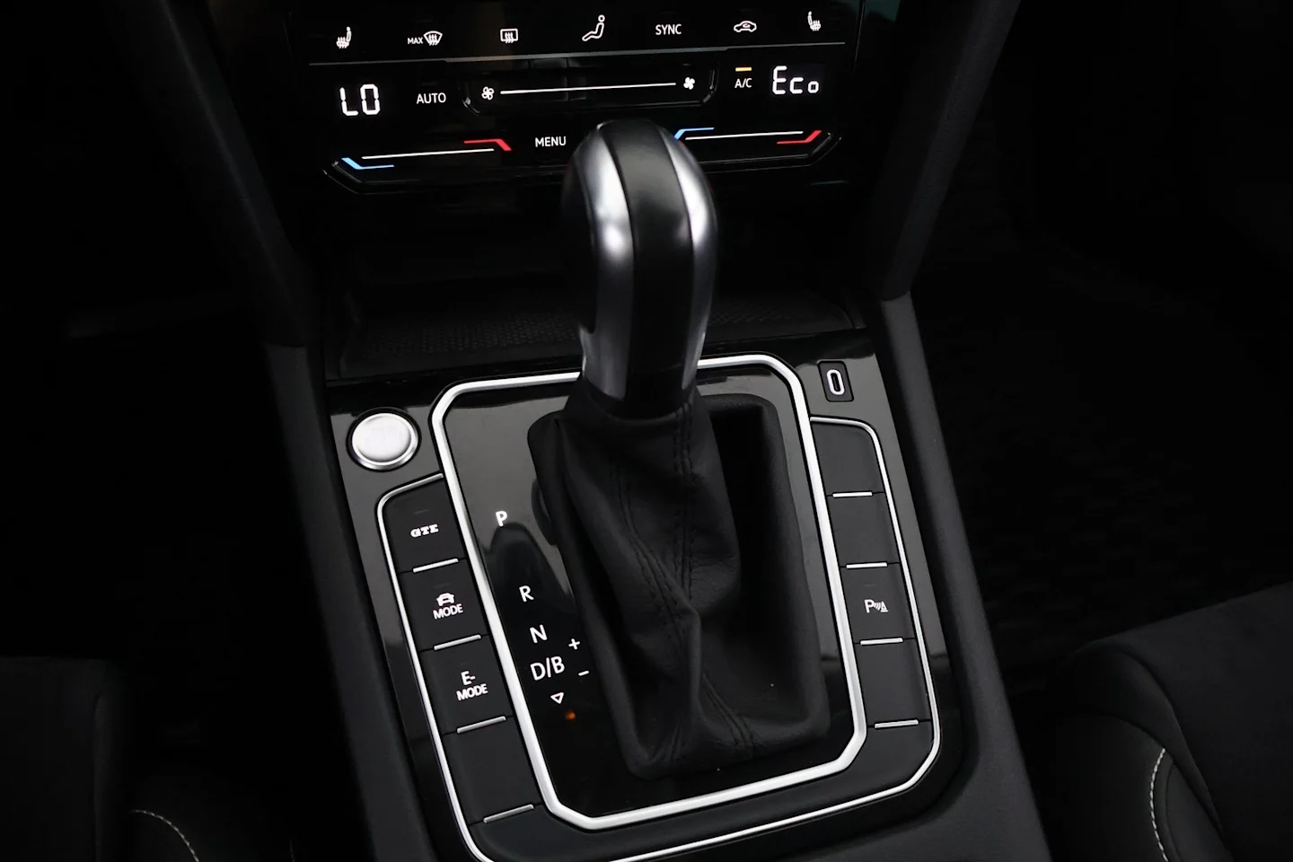 Car Image - Vt1z6hlokY5ikc3rR2uje
