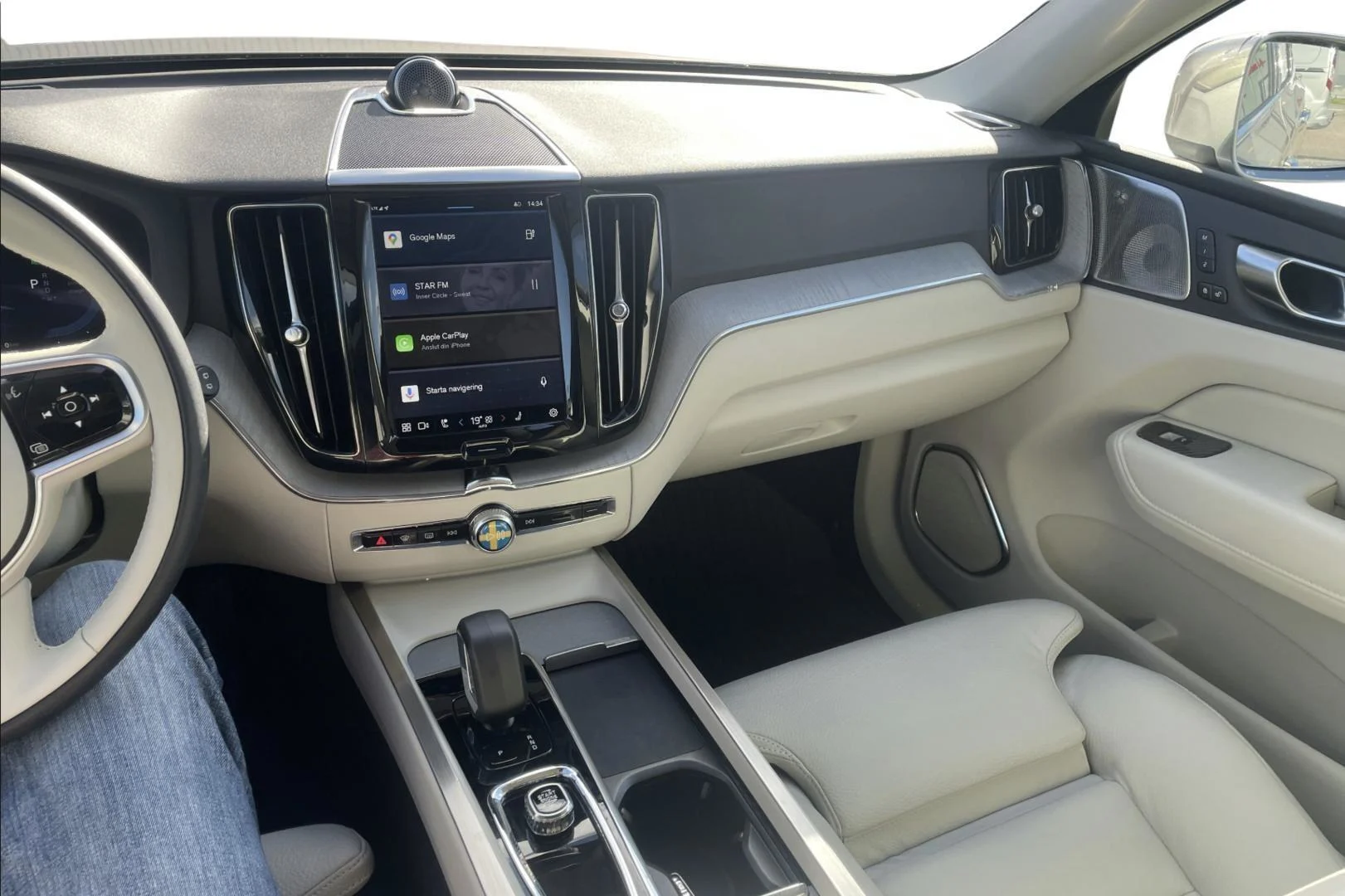 Car Image - Y9iMFUNIoDDiY1XkVHt5b