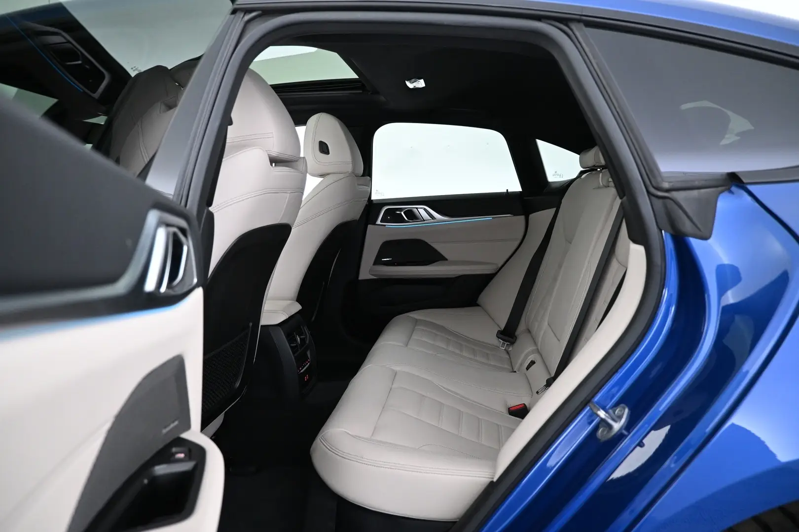 Car Image - eCbnhIDkOjjUXXWsDyxVo
