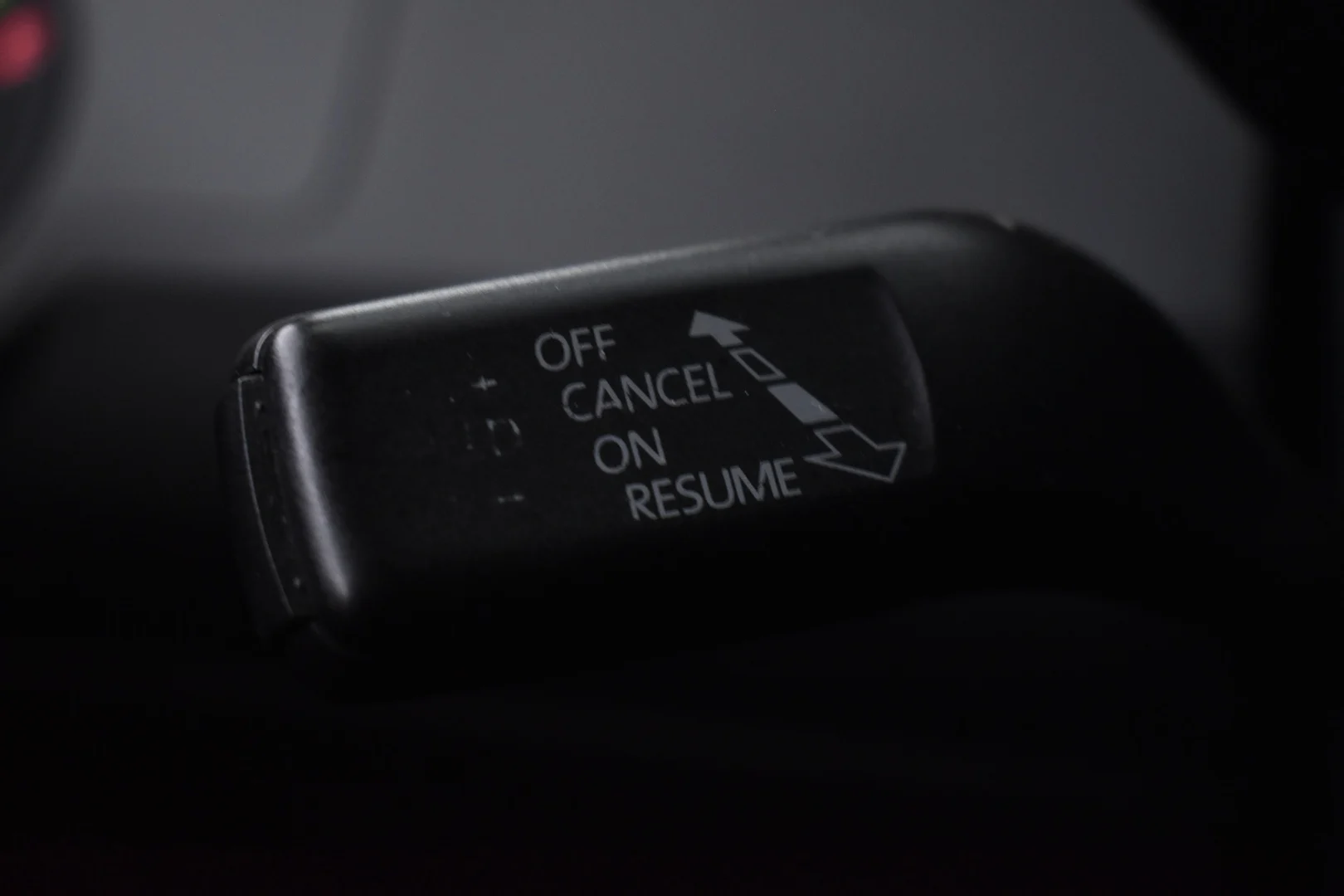 Car Image - 6O05LrKUUIFE8aZ01B2iI9